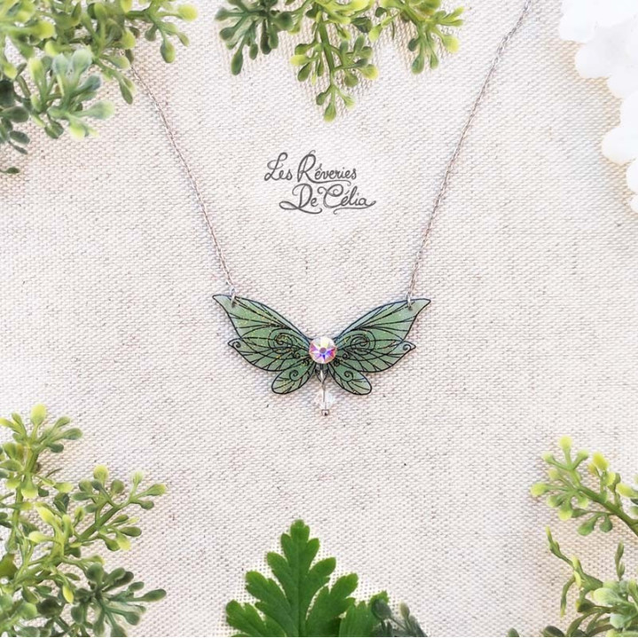 LUTINE - Mini collier ailes de fée vert clair