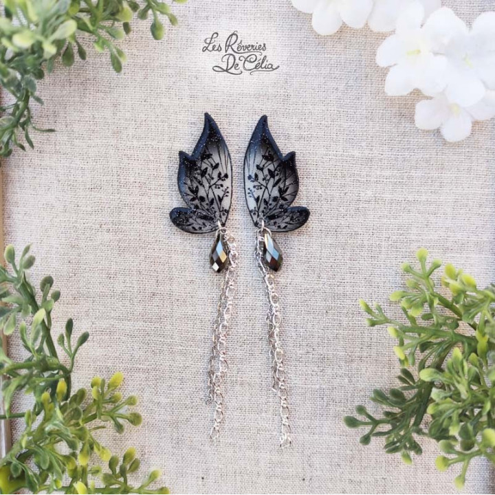 LAMIA - Boucles d'oreilles ailes de fées debout noir