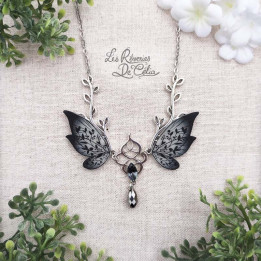 SYLVANIA - Collier Ailes de fée sylvestre noir mat