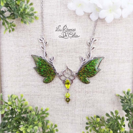 SYLVANIA - Collier Ailes de fée sylvestre vert brillant