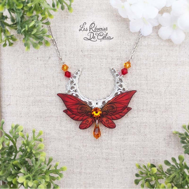 LUNA - Collier Ailes de fée lune rouge mat