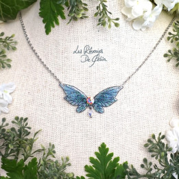 LUTINE - Mini collier ailes de fée bleu