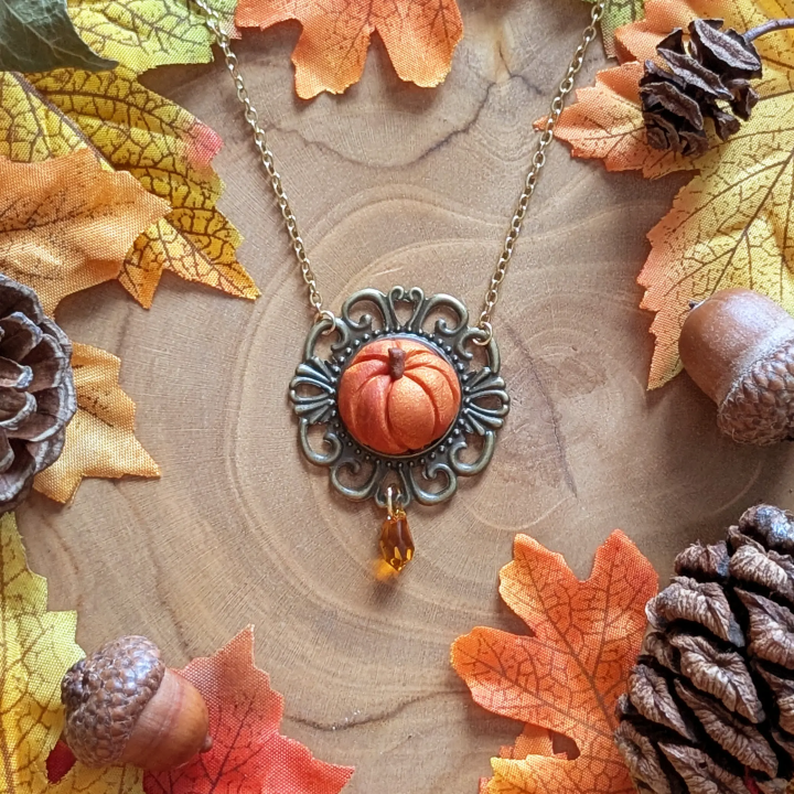 Collier L’Heure des Citrouilles