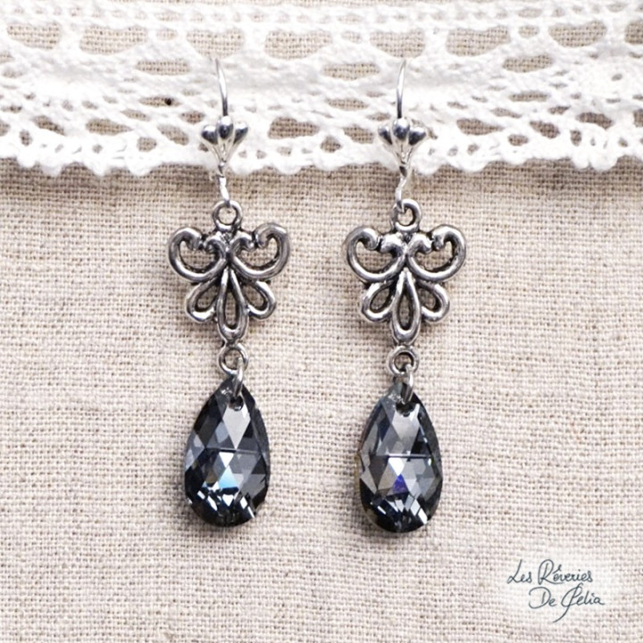 DIANE - Boucles d'oreilles ornements et cristaux noir