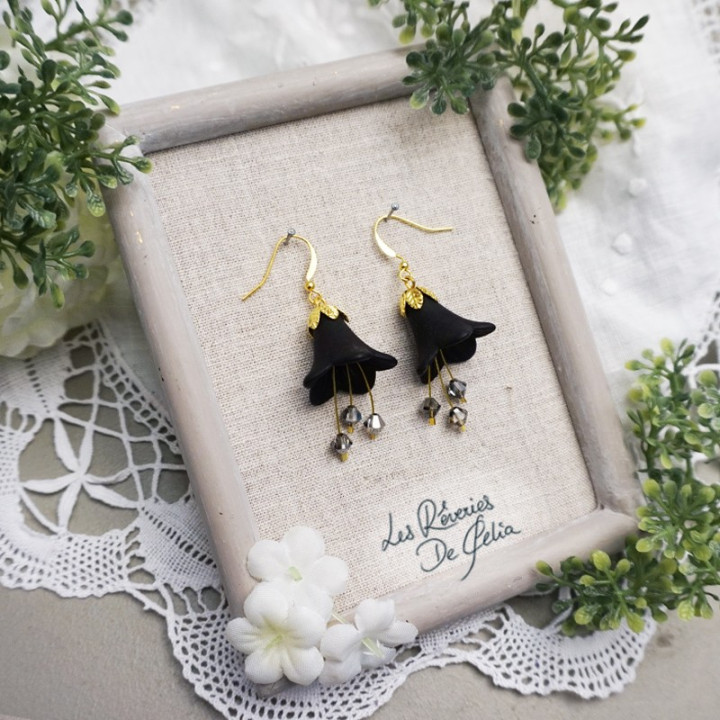 MIRANA - Boucles d'oreilles fleurs noires