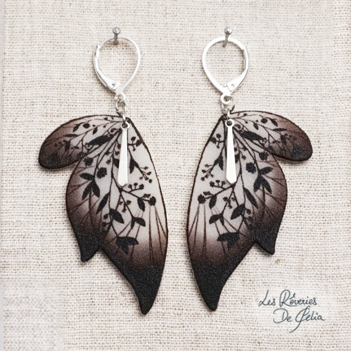 SÉLÈNE - Boucles d'oreilles ailes de fée argenté et noir