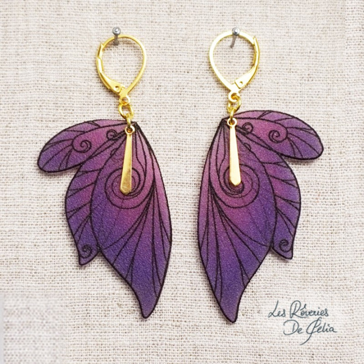 SÉLÈNE - Boucles d'oreilles ailes de fée doré et violet/rose