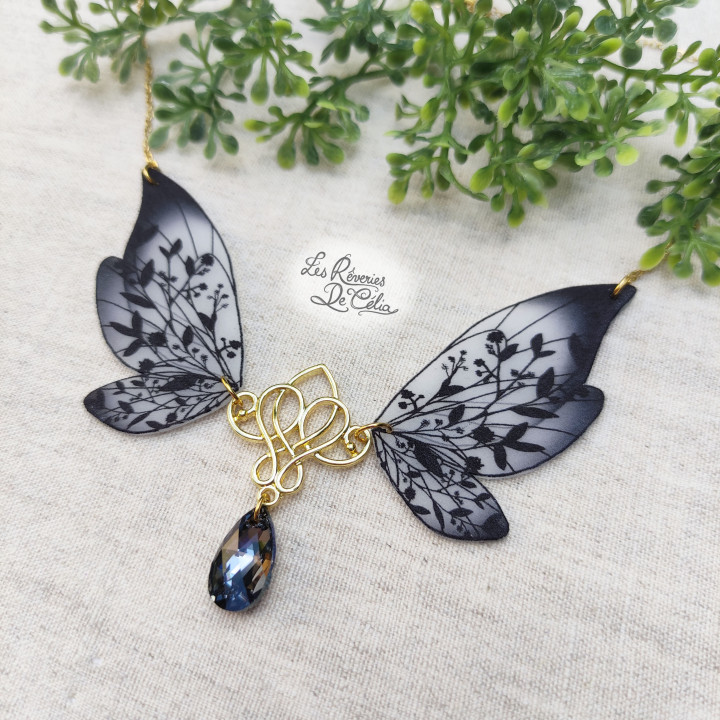 MAJESTIEL - Grand collier ailes de fée noir et or