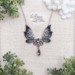 EVERLYNE - Collier Ailes de fée Art Nouveau Noir mat